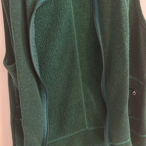 Kuhl Kashmira emerald green vest size medium - Picture 4 of 5